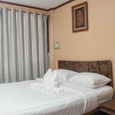 S.K. House 1 Hotel Чиангмай Екстериор снимка