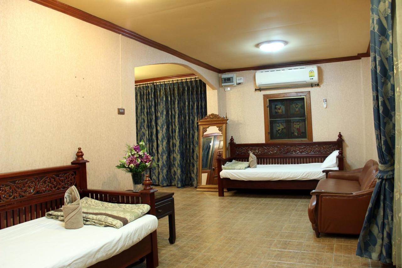 S.K. House 1 Hotel Чиангмай Стая снимка