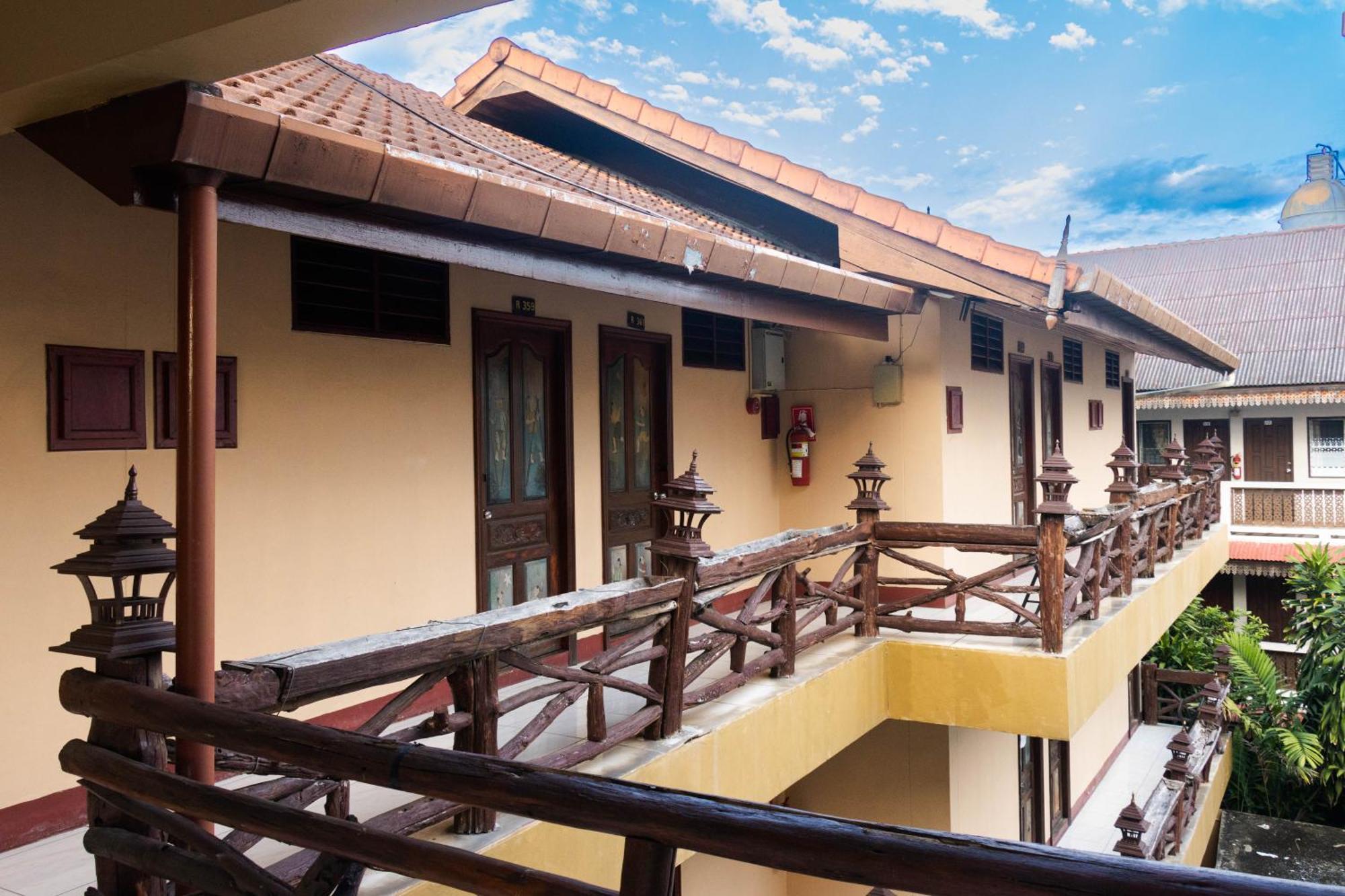 S.K. House 1 Hotel Чиангмай Екстериор снимка