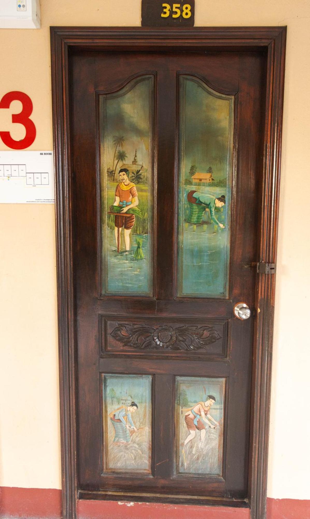 S.K. House 1 Hotel Чиангмай Екстериор снимка