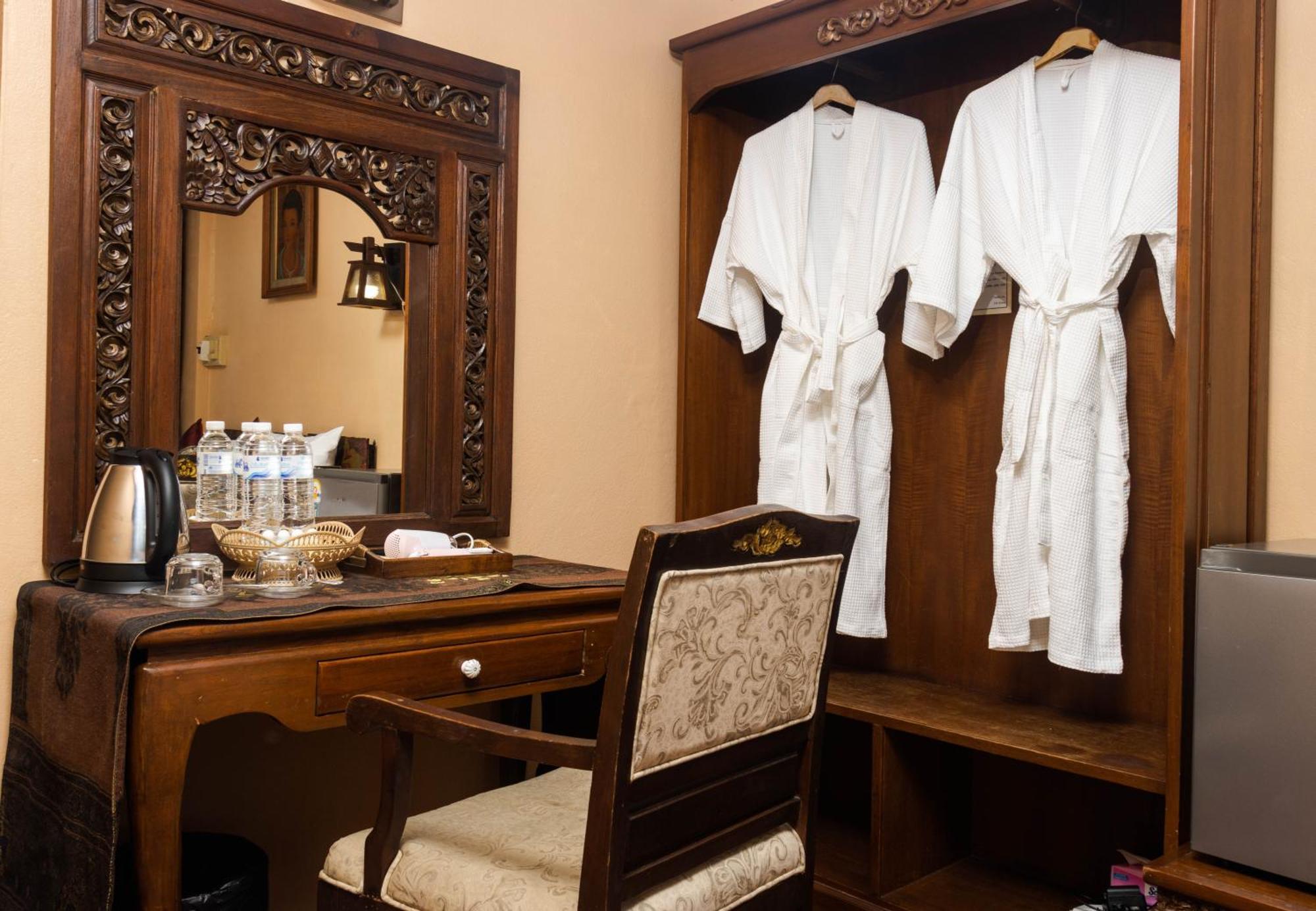 S.K. House 1 Hotel Чиангмай Екстериор снимка