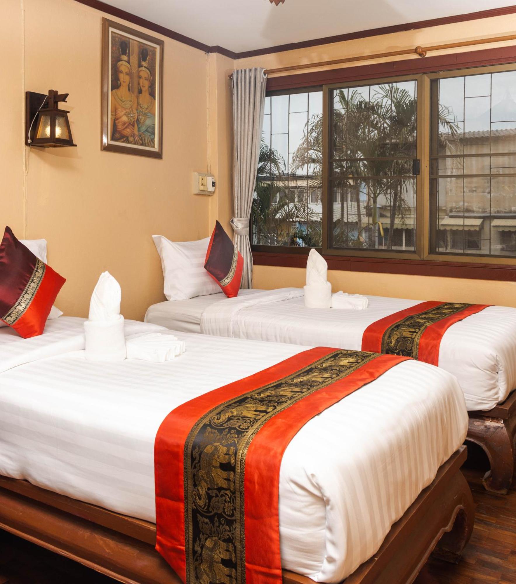 S.K. House 1 Hotel Чиангмай Екстериор снимка