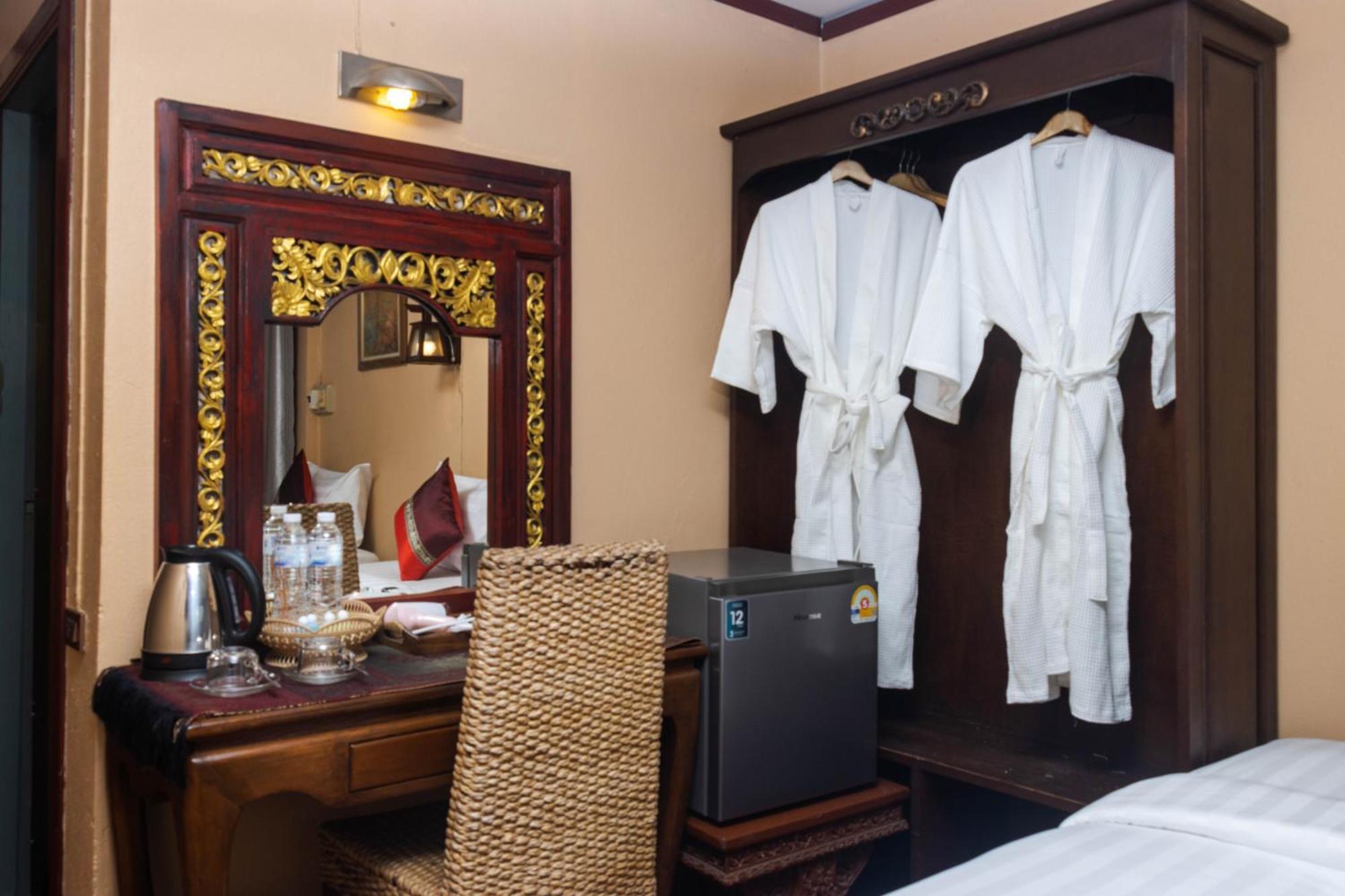 S.K. House 1 Hotel Чиангмай Екстериор снимка
