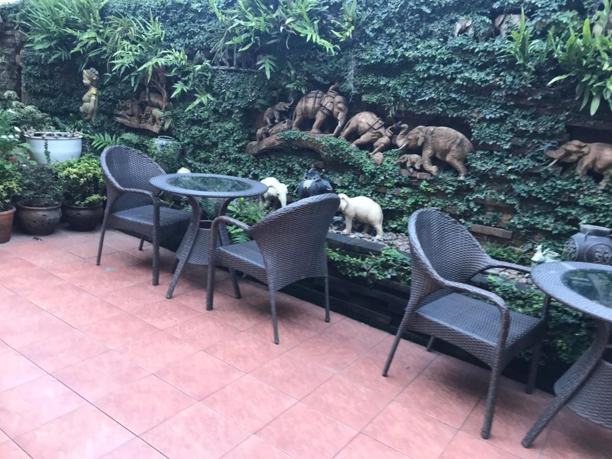 S.K. House 1 Hotel Чиангмай Екстериор снимка